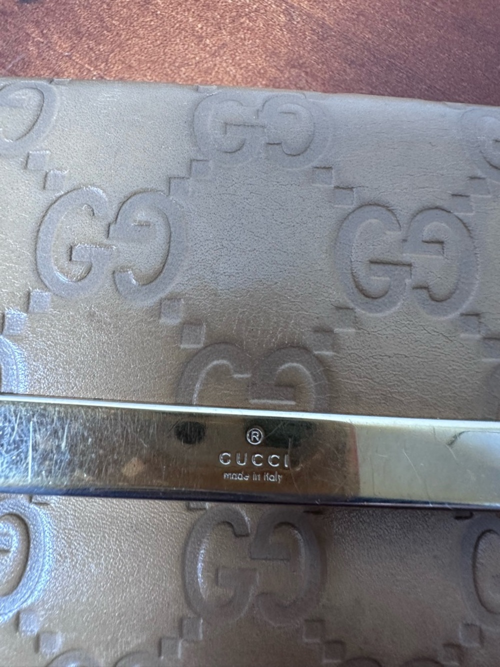 Auth GUCCI Guccissima W
Hook Bi-Fold Long Wallet Brown and Metallic Leather - Picture 9 of 11